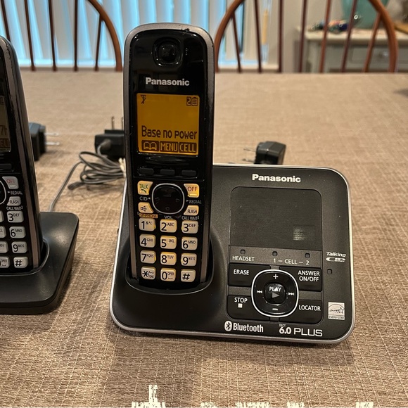 Panasonic cordless phone set with answering machine - Picture 5 of 5